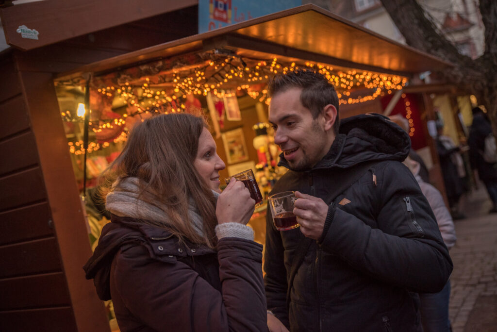 Marché de Noël authentique de Kaysersberg - vin chaud